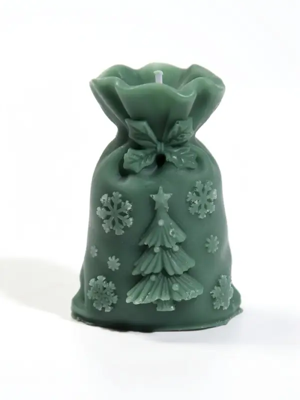 Свеча новогодняя &laquo;Мешочек с подарками&raquo;, 5.5&times;4.5&times;7 см, 7 ч, зелёный