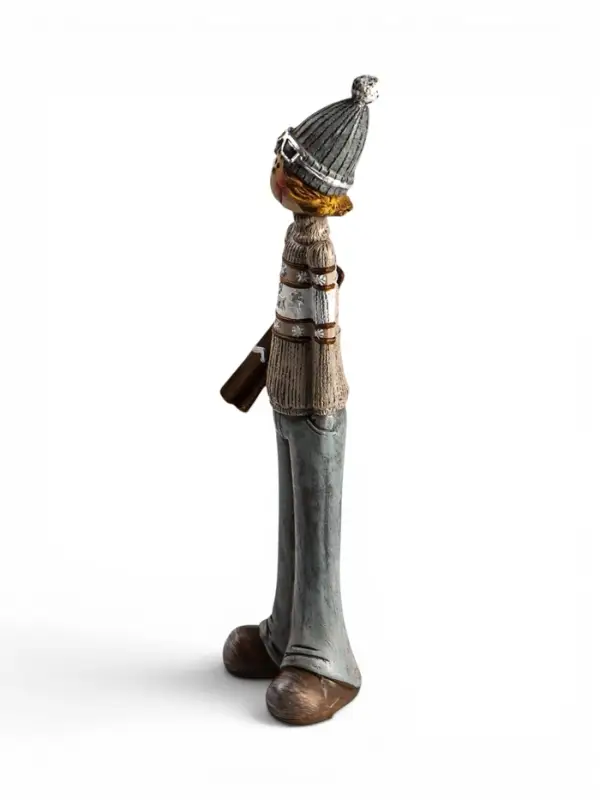 Фигурка &laquo;Мальчишка с лыжами&raquo;, 5.5&times;4&times;20.5 см