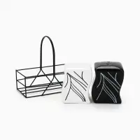 Солонка и перечница &laquo;Линии&raquo;, 100 мл