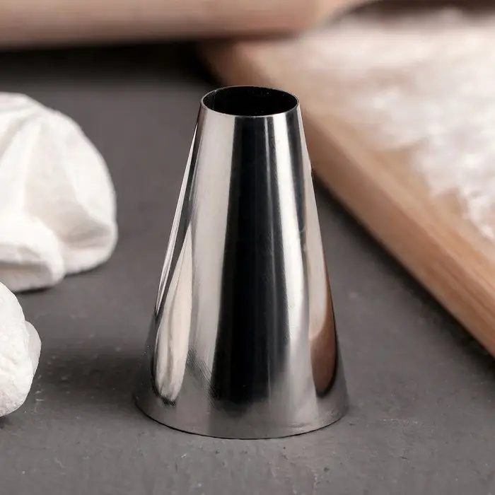 Насадка кондитерская KONFINETTA «Круг», d=3,5 см, выход d=1,5 см, нержавеющая сталь Насадка кондитерская KONFINETTA «Круг», d=3,5 см, выход d=1,5 см, нержавеющая сталь