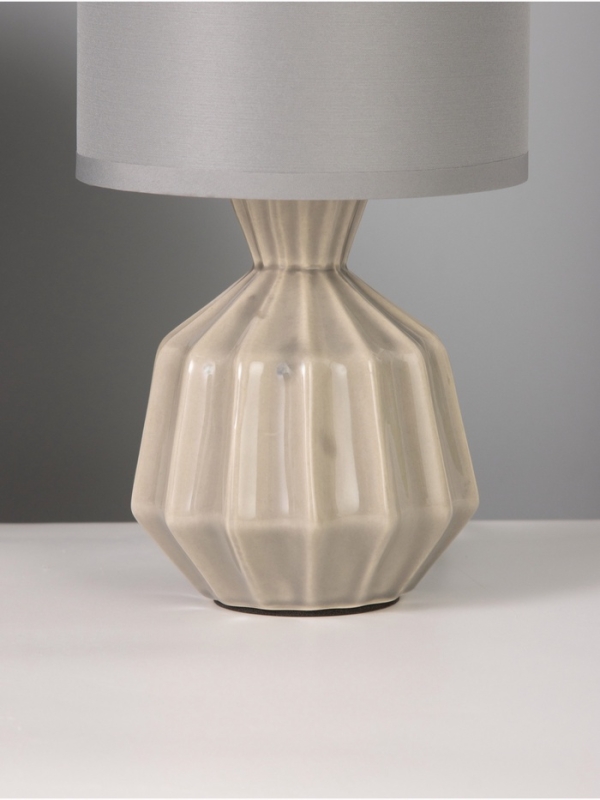 Лампа настольная Лампа настольная "Центр" 40Вт Е14 серый 12х12х24см