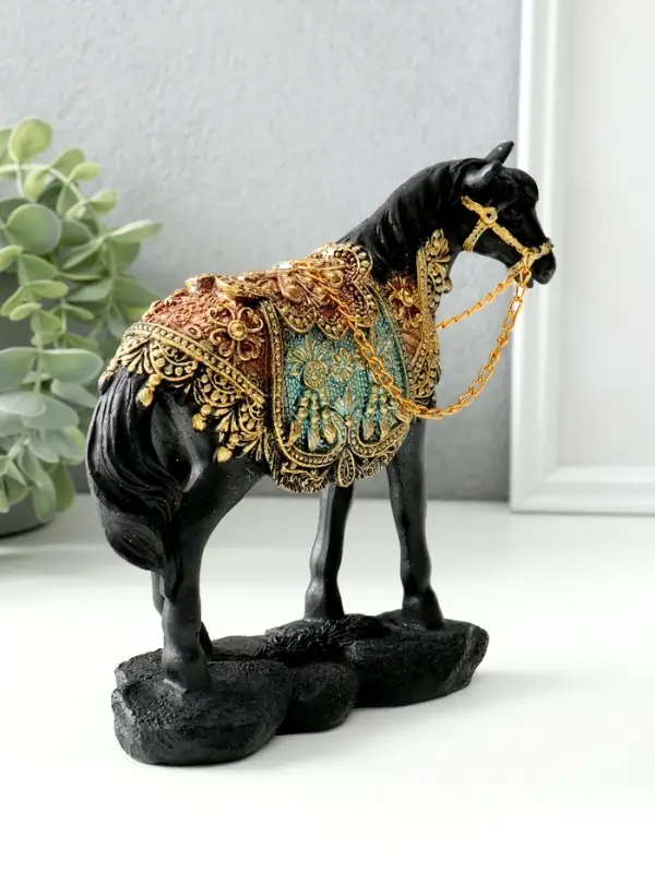 Сувенир полистоун Сувенир полистоун "Конь императора" чёрный, цветная попона МИКС 16х6х16,3 см