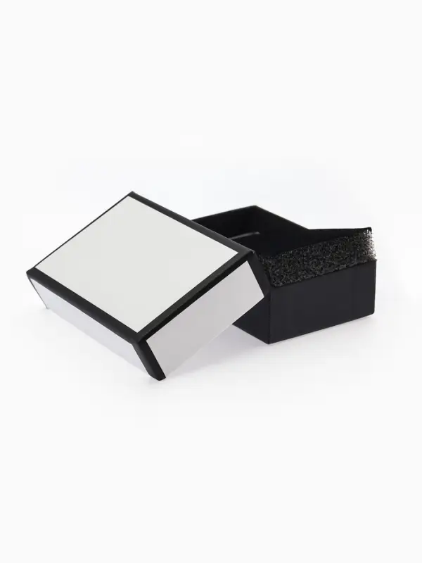 Коробочка подарочная под набор  Коробочка подарочная под набор "Стиль", 5*8 см, цвет чёрно-белый