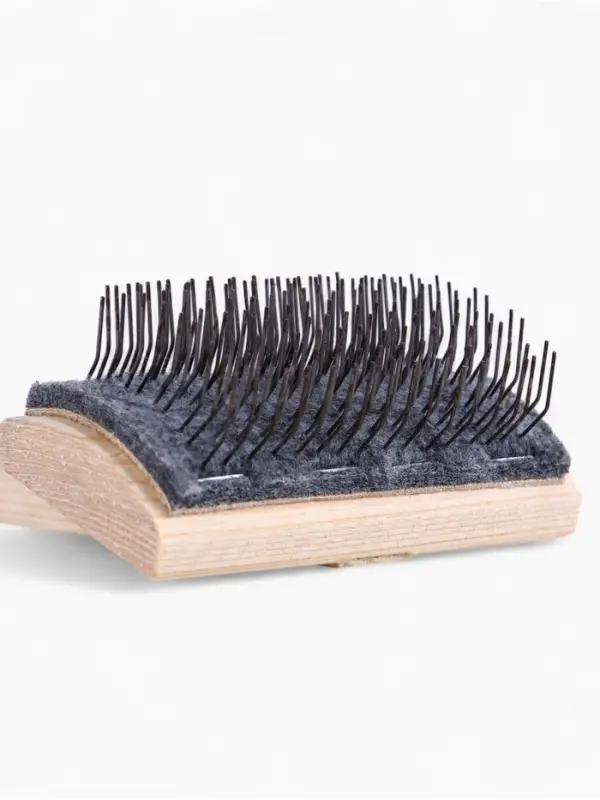 Щетка-пуходёрка деревянная ZOONIK «Кавказец» полукруглая, 100×55 см Щетка-пуходёрка деревянная ZOONIK «Кавказец» полукруглая, 100×55 см