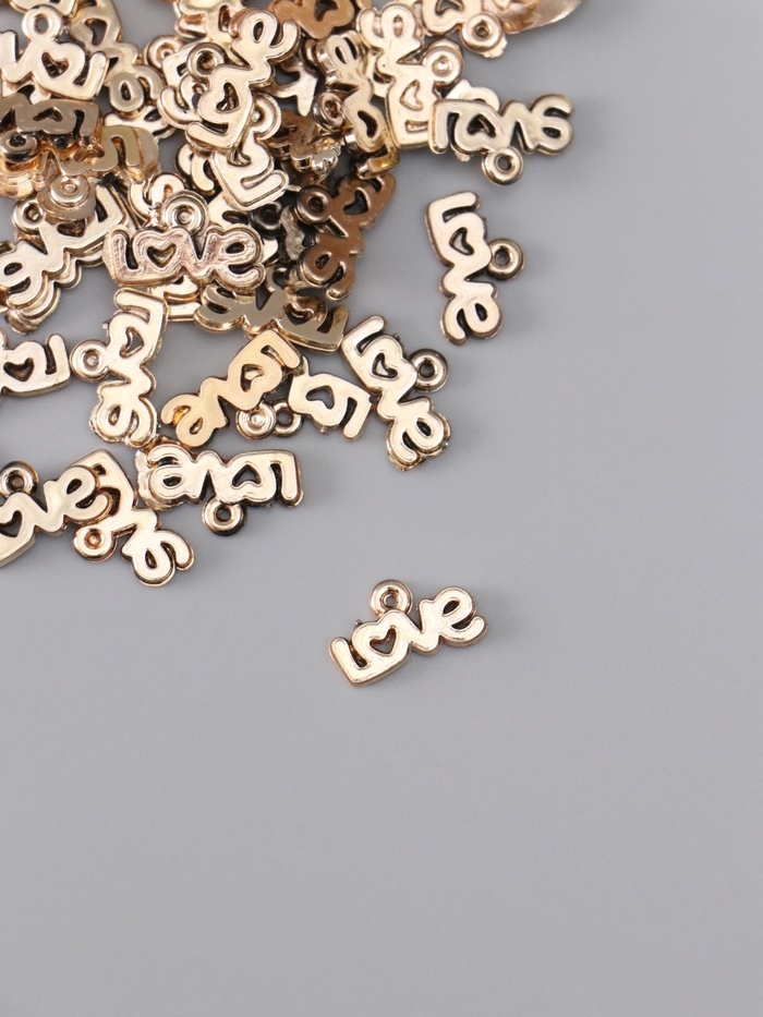 Декор для творчества пластик "Love ажурная" набор 50 шт 1х1,3х0,2 см Декор для творчества пластик "Love ажурная" набор 50 шт 1х1,3х0,2 см