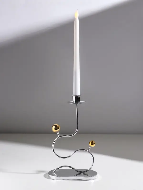 Подсвечник металл на 1 свечу  Подсвечник металл на 1 свечу "Линия и шарики" серебро с золотом d=2,5 см 14,5х7,5х26 см