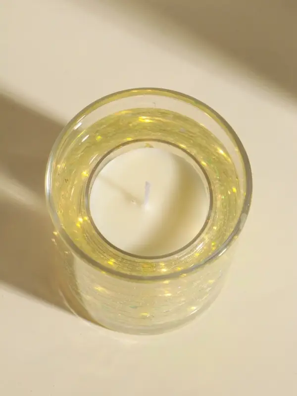 Свеча интерьерная в стакане с LED-подсветкой Свеча интерьерная в стакане с LED-подсветкой "Перламутровые сердечки" 8х8х9 см