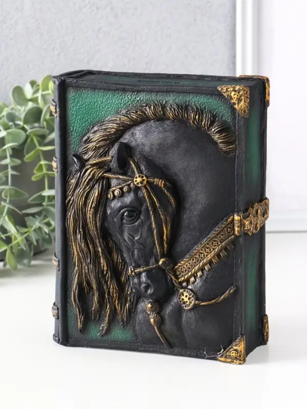 Копилка (гипс) Книга Лошадь  Высота 21 см, ширина 7,5 см, длина 16,5 см, малахит