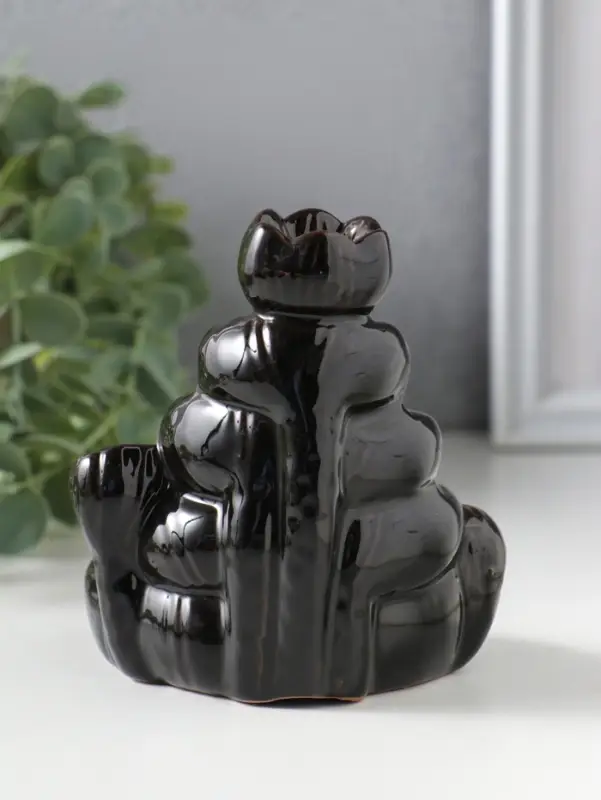 Подставка для благовоний &laquo;Гора камней&raquo;, стелющийся дым, 8&times;6&times;9 см