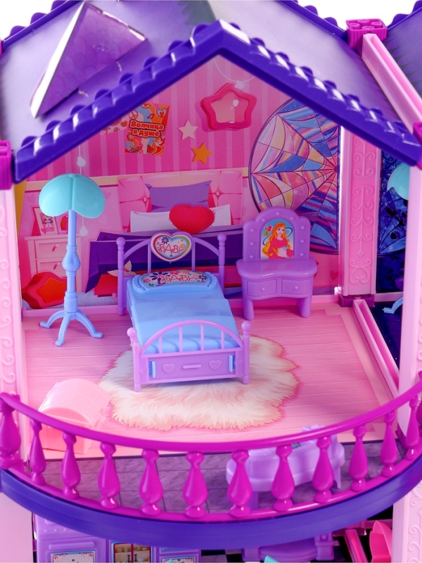 Кукольный дом «Тёмный домик», 2 куклы, мебель, аксессуары