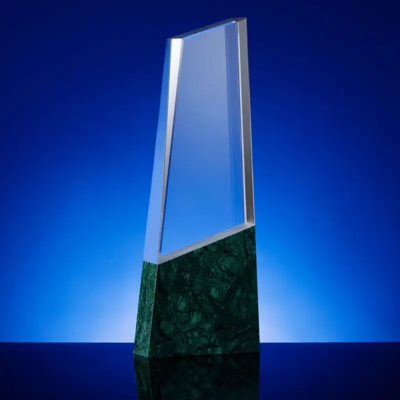 Стела Worldfirst Стела Worldfirst