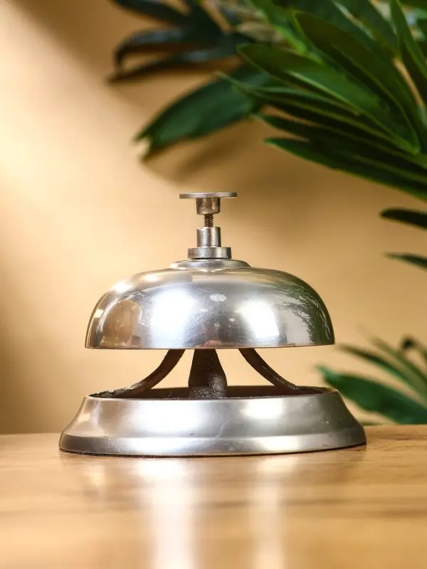 Звонок настольный, латунь 9,5х9,5х7,5 см Звонок настольный, латунь 9,5х9,5х7,5 см