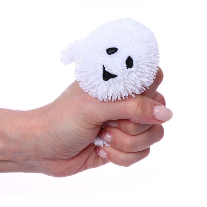 Хэллоуин. Антистресс сквиш мялка «Привидение», световая, в шоубоксе Хэллоуин. Антистресс сквиш мялка «Привидение», световая, в шоубоксе