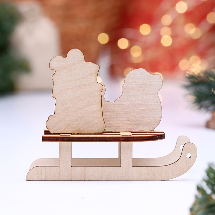 Сувенир символ года санки Сувенир символ года санки "Змея с мешком подарков", вид 4, 9,8 х 4,7 х 7,7 см