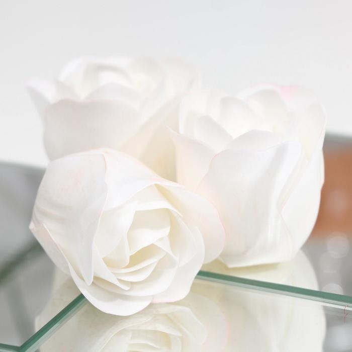 Мыльные розочки, белые, набор 3 шт. Мыльные розочки, белые, набор 3 шт.