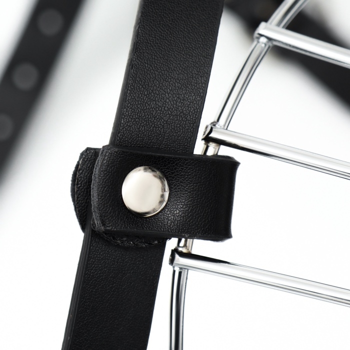 Намордник металлический №2 с трехсторонним ремешком, прессованная кожа, чёрный Намордник металлический №2 с трехсторонним ремешком, прессованная кожа, чёрный