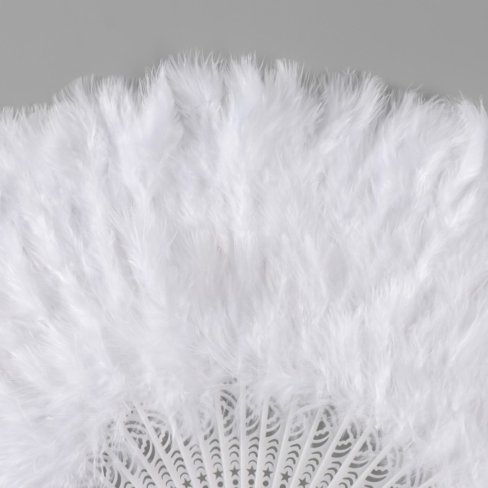 Веер пластик, перо Веер пластик, перо "Белоснежный" h=26 см 25 лопастей 3х50х26 см