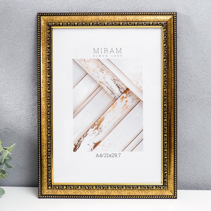 Фоторамка пластик Фоторамка пластик "МИРАМ" 21х29,7 см, (A4) золото (пластиковый экран)
