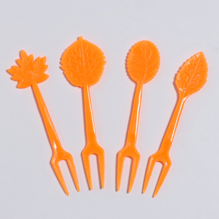 Шпажки «Осенние листья», набор 50 шт., цвет оранжевый Шпажки «Осенние листья», набор 50 шт., цвет оранжевый