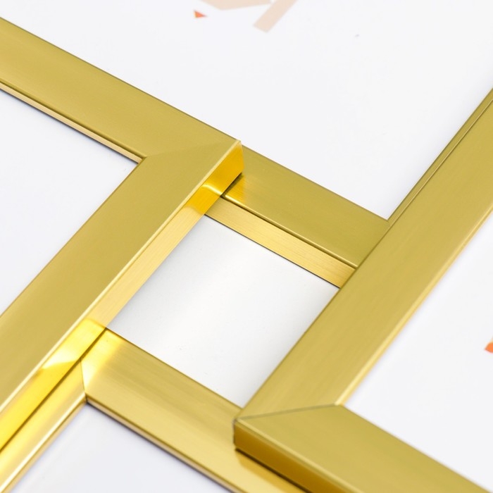 Фоторамка пластик на 4 фото  Фоторамка пластик на 4 фото "KRUZO", цв. золотой