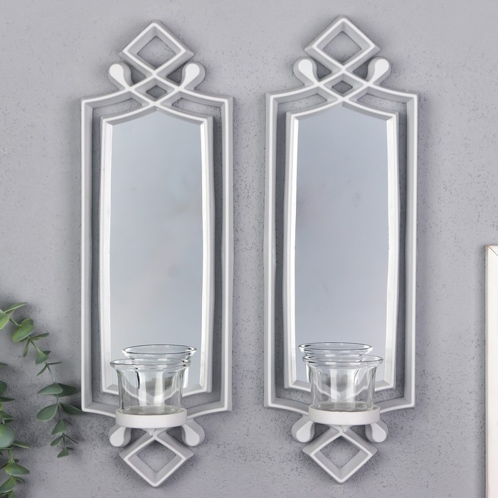 Подсвечник пластик, стекло на 1 свечу Подсвечник пластик, стекло на 1 свечу "Зеркальный свет" набор 2 шт d-4 см белая 8х11,5х37 см 90688