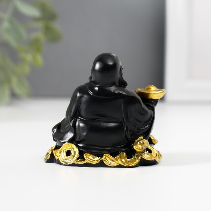 Нэцкэ полистоун  Нэцкэ полистоун "Хотей с золотыми слитками и монетами" чёрный 4х5,7х5,5 см