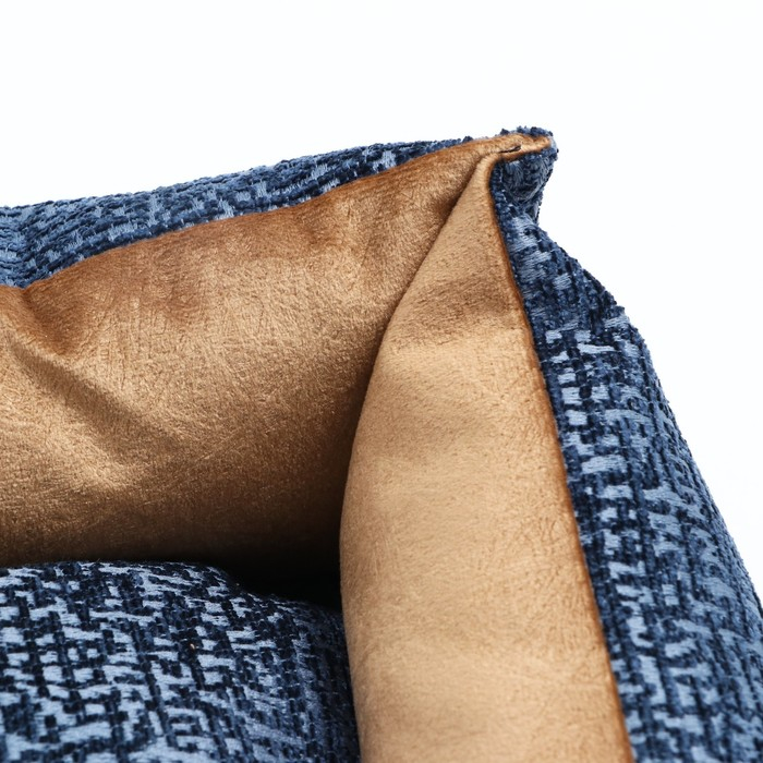 Лежанка под замшу с двусторонней подушкой,  45 х  35 х  11 см, мебельная ткань, микс цветов Лежанка под замшу с двусторонней подушкой,  45 х  35 х  11 см, мебельная ткань, микс цветов