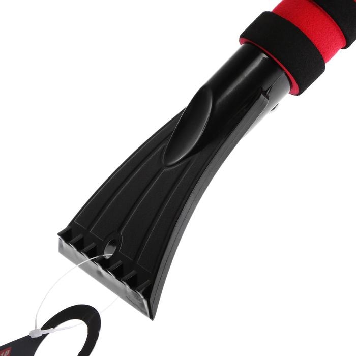 Щетка сметка, со скребком, AVS WB-6318, мягкая ручка, распушенная щетина, 62 cм Щетка сметка, со скребком, AVS WB-6318, мягкая ручка, распушенная щетина, 62 cм