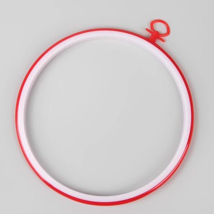 Пяльцы для вышивания с подвесом, пластиковая, d = 18/20,5 cм, цвет МИКС