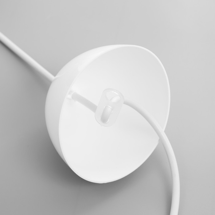 Люстра BayerLux Подвес BayerLux "Андриана 2" 1х15W E27 белый 30х30х21(+50)см