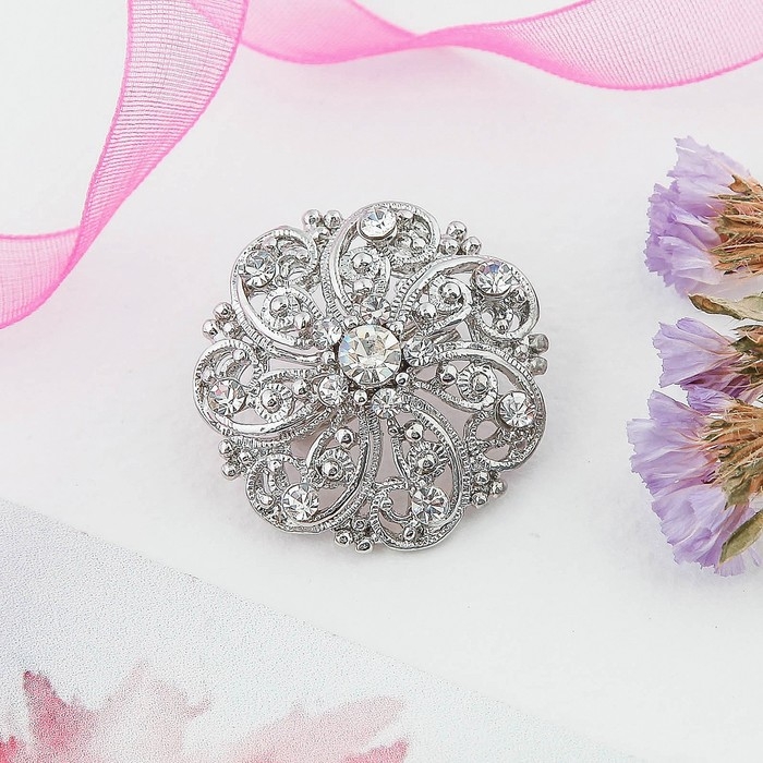 Брошь «Круг узорный», цвет белый в серебре Брошь «Круг узорный», цвет белый в серебре