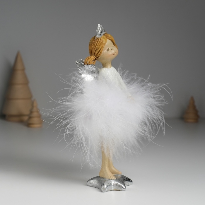 Сувенир полистоун Сувенир полистоун "Ангелочек в белом платье на звёздочке" стоит 6х4х16,5 см