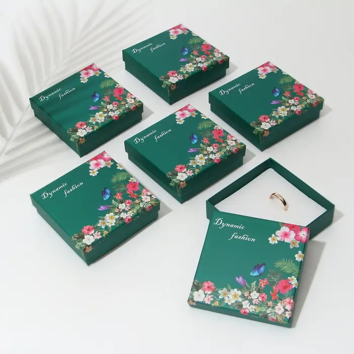 Коробочка подарочная под набор «Цветочная», 9×9 (размер полезной части 8.5×8.5 см), цветная, вставка белая