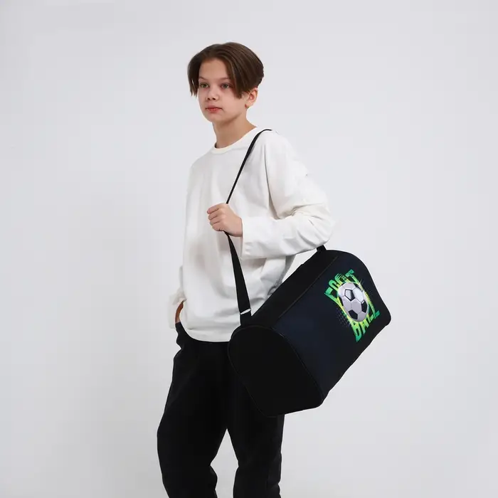 Сумка спортивная &laquo;Футбол&raquo;, 40&times;21&times;24 см, чёрная