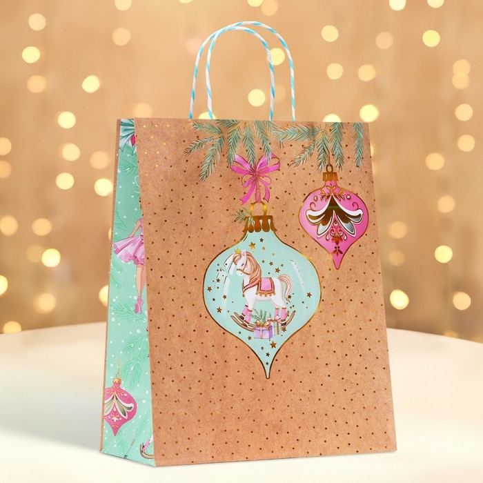 Новый год. Пакет бумажный подарочный новогодний крафт Новый год. Пакет бумажный подарочный новогодний крафт "Новогоднии игрушки" 26 х 32 х 12 см.