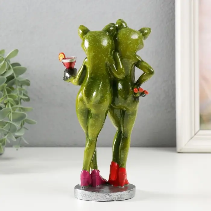 Фигурка полистоун лак &laquo;Лягухи подружки&raquo;, 9.5&times;6.5&times;18.5 см