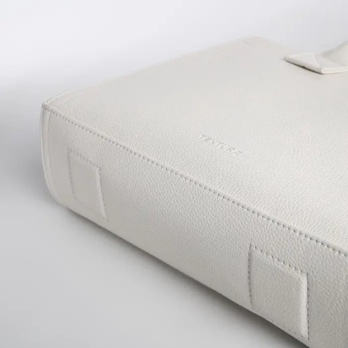 Сумка женская тоут TEXTURA на молнии, 33&times;9&times;23 см, белая