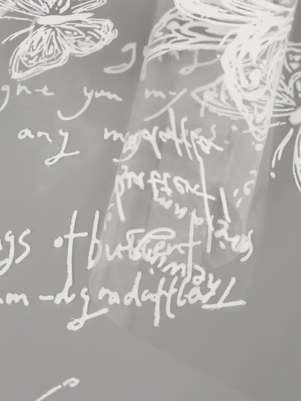 Плёнка для цветов &laquo;Бабочки&raquo;, прозрачная/белая, 0.7&times;7.6 м, 40 мкм, 200 г