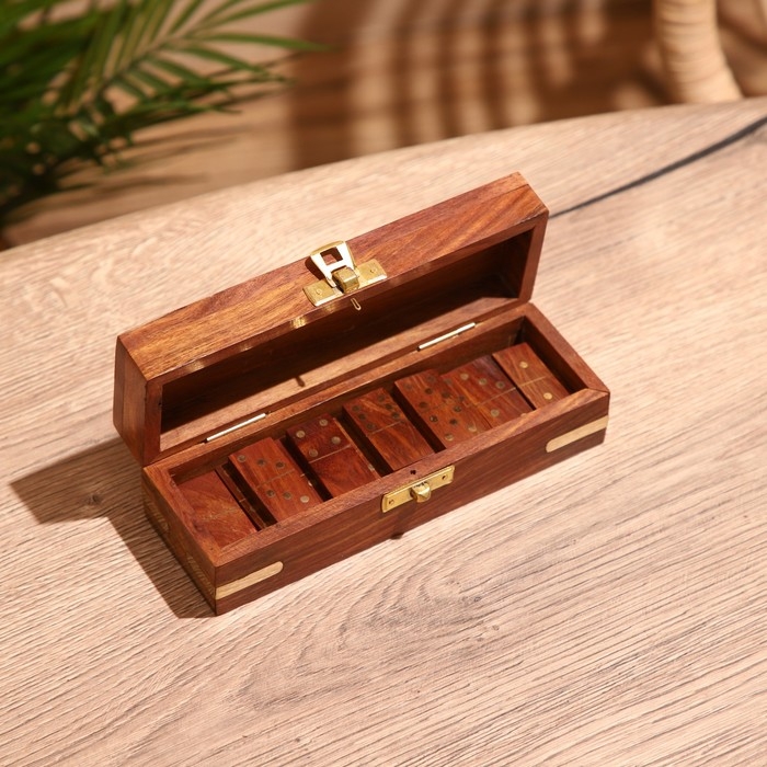 Игра настольная  Игра настольная "Домино" в шкатулке 17х6х5 см, дерево шишам