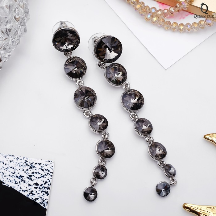 Серьги висячие со стразами «Роскошь» дорожка с кругами, цвет серый в серебре,10 см Серьги висячие со стразами «Роскошь» дорожка с кругами, цвет серый в серебре,10 см