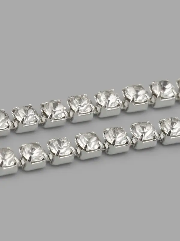 Цепь со стразами, металл, стекло, 2 мм, 9&plusmn;1 м, цвет серебряный