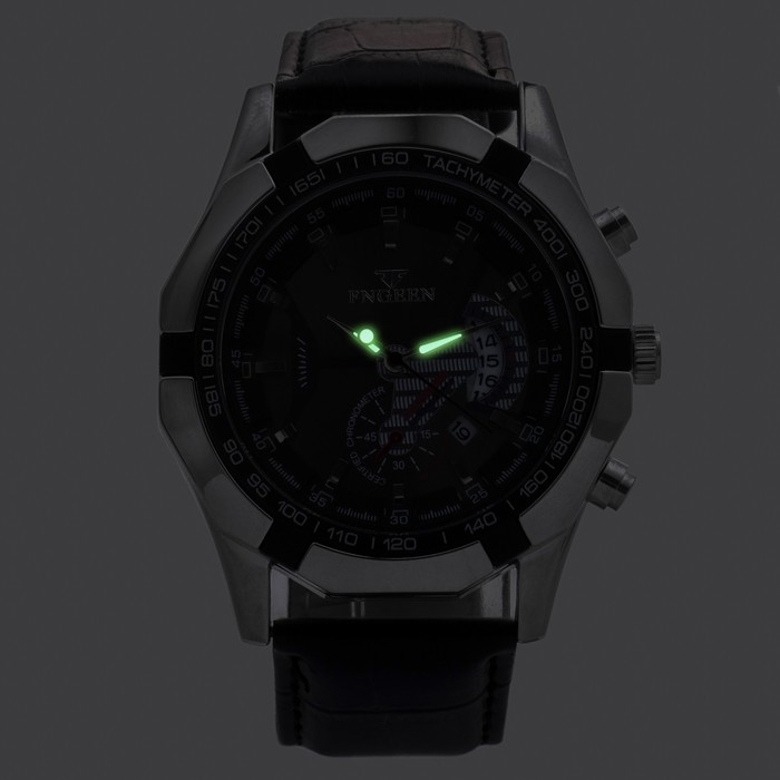 Часы наручные кварцевые мужские, d-4.4 см, ремешок l-26 см, 3 АТМ, светящиеся