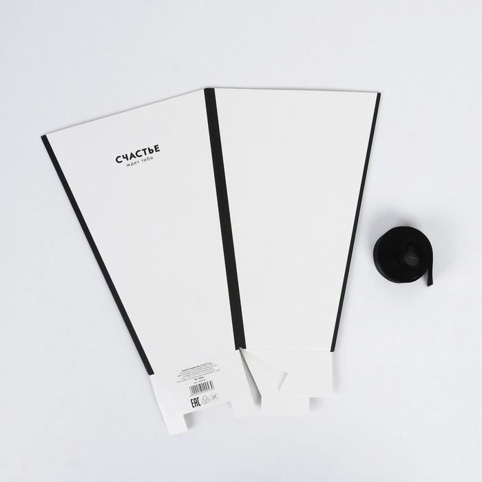 Коробка для цветов на лентах «Шанель», 17 х 25 х 9 см Коробка для цветов на лентах «Шанель», 17 х 25 х 9 см