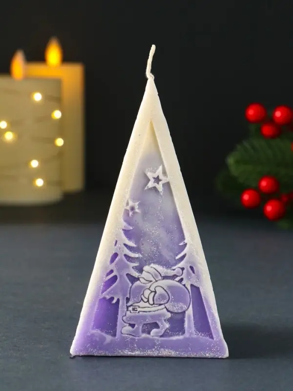 Свеча новогодняя пирамида Дед Мороз Свеча новогодняя пирамида Дед Мороз" 70х120 мм, фиолетовый