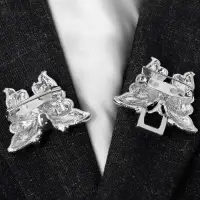 Зажим для кардигана &laquo;Бабочки&raquo;, розовый в серебре