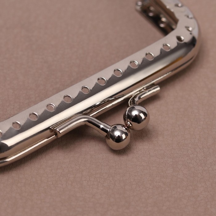 Фермуар пришивной «Прямоугольник», 8 × 5 см, цвет серебряный Фермуар пришивной «Прямоугольник», 8 × 5 см, цвет серебряный