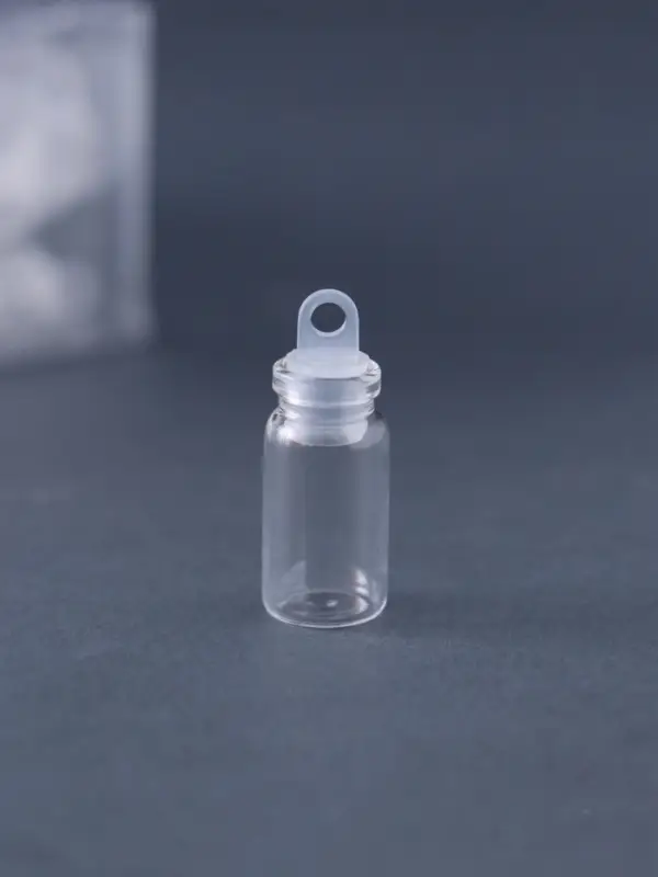 Баночка для хранения с пробкой и петелькой, стекло, для творчества и декора, 1.5 мл, набор 100 шт., 1.1&times;1.1&times;2.2 см