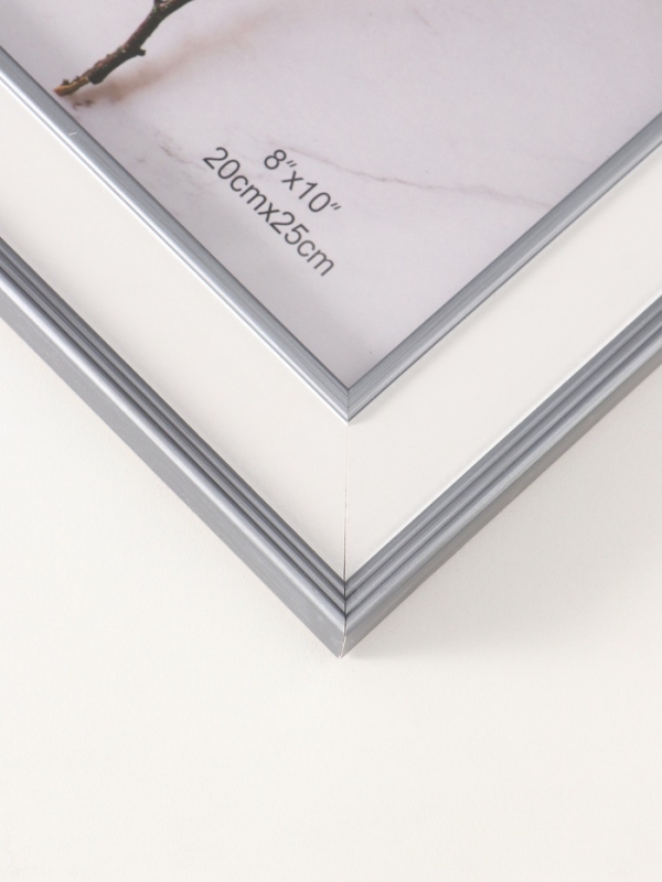 Фоторамка пластик 20х25 см "Романтизм" серая 2,5х26,2х31,2 см