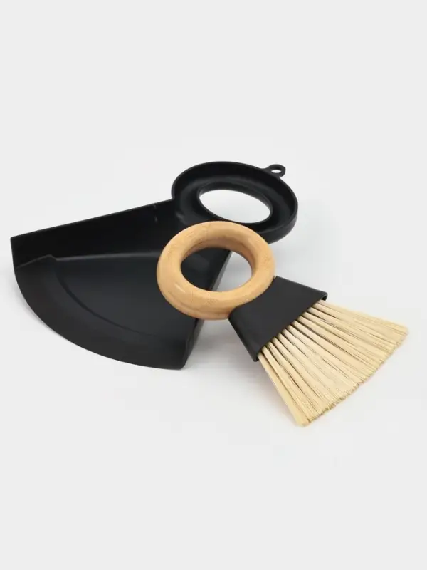 Щётка с совком Доляна Meli, бамбуковая ручка, 21.5&times;16.5 см, чёрная