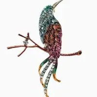 Брошь &laquo;Птица&raquo; на ветке, цветная в золоте